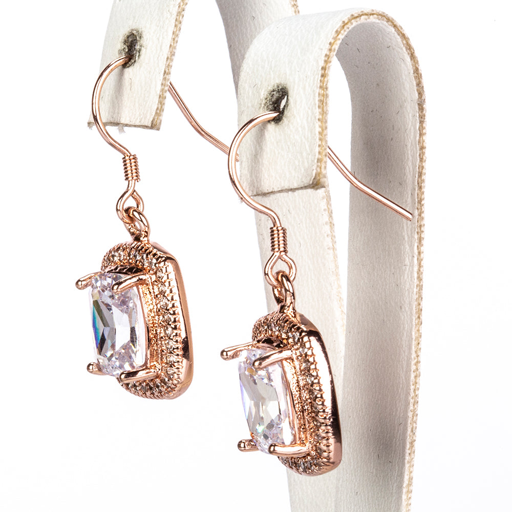 Conjunto de Aleación Bañado en Oro con Cristal Emporia® Blanco ( Collar +Pendientes +Anillo )