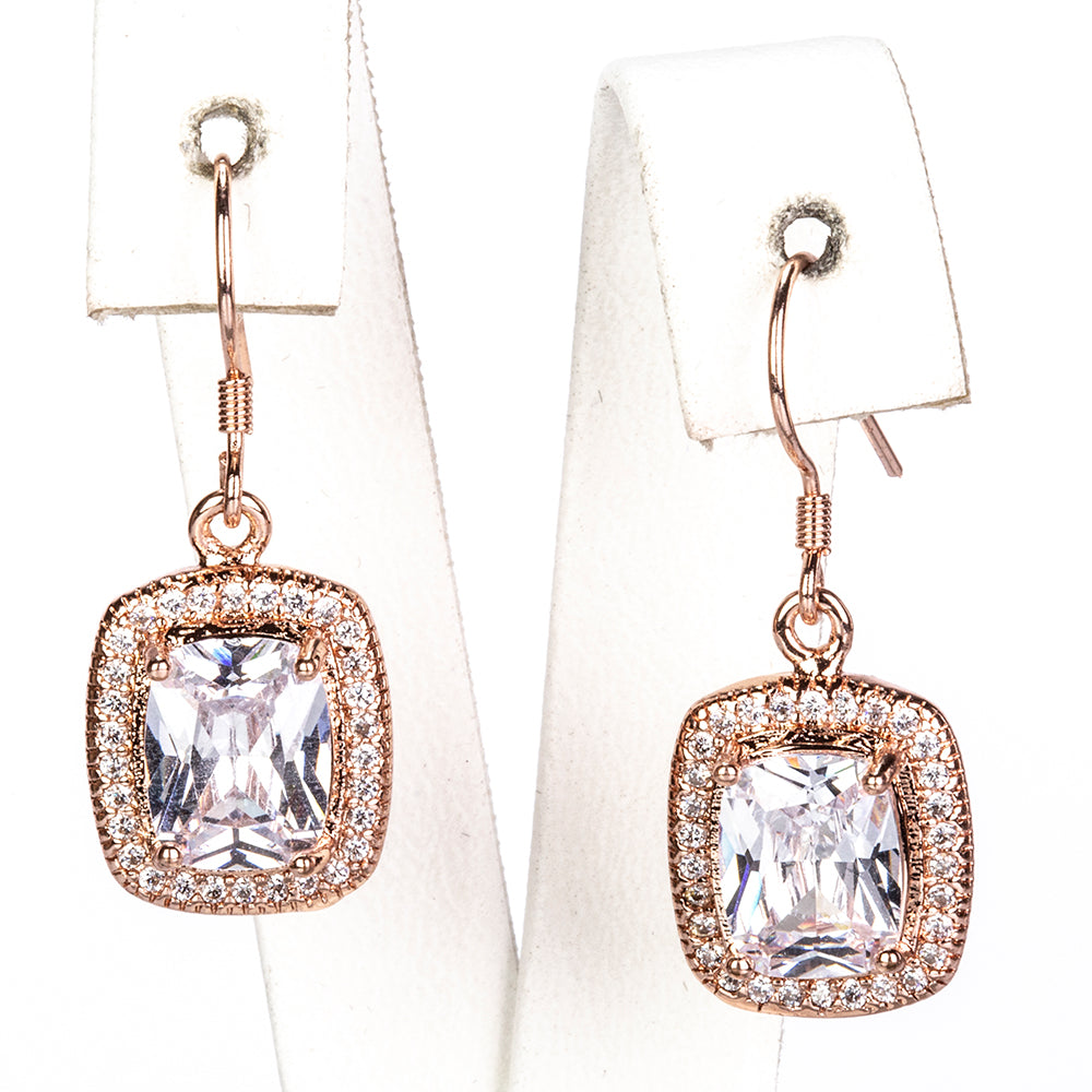 Conjunto de Aleación Bañado en Oro con Cristal Emporia® Blanco ( Collar +Pendientes +Anillo )