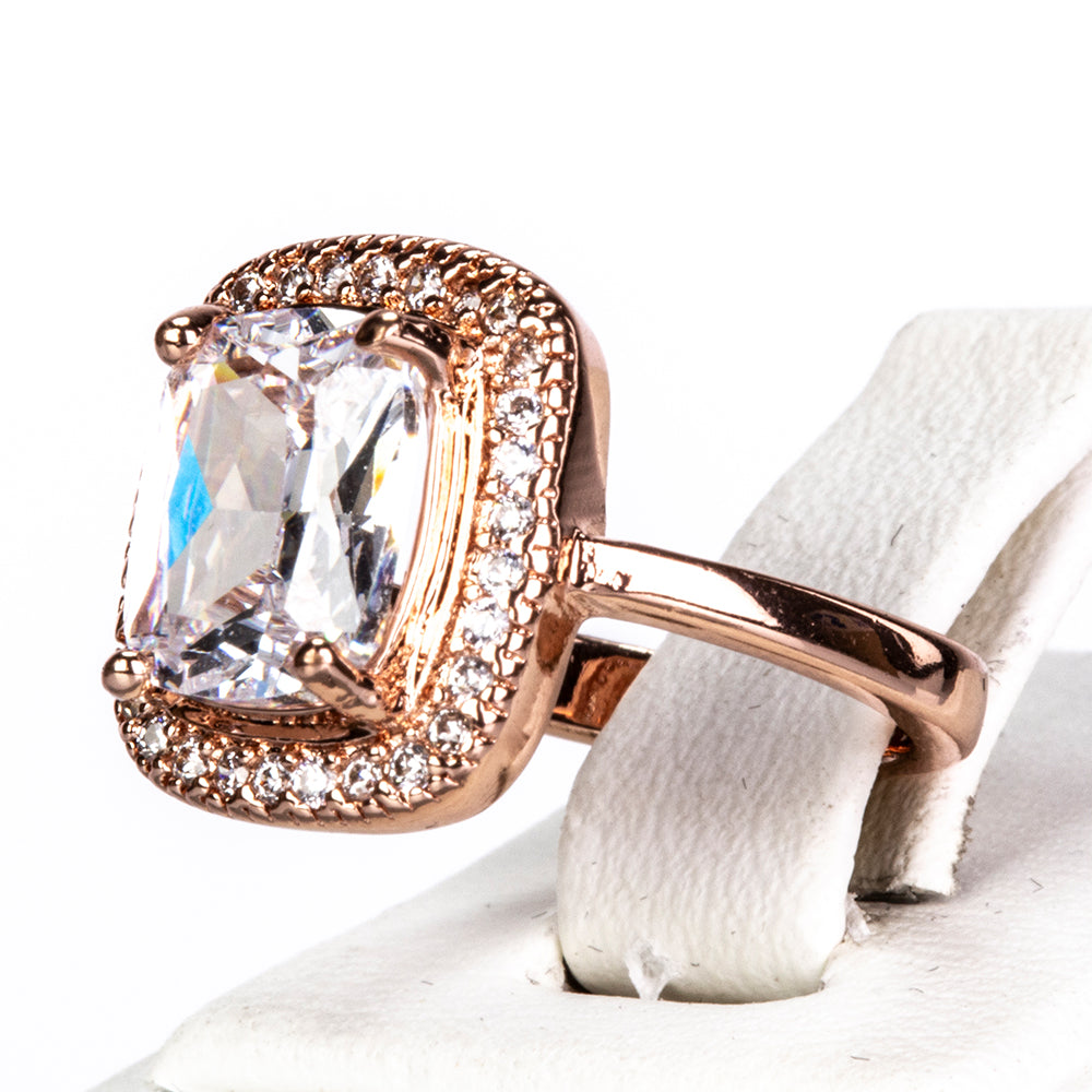 Conjunto de Aleación Bañado en Oro con Cristal Emporia® Blanco ( Collar +Pendientes +Anillo )