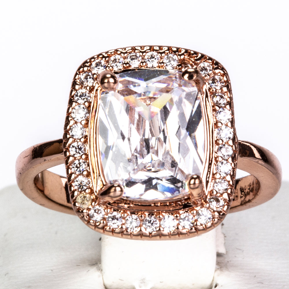 Conjunto de Aleación Bañado en Oro con Cristal Emporia® Blanco ( Collar +Pendientes +Anillo )