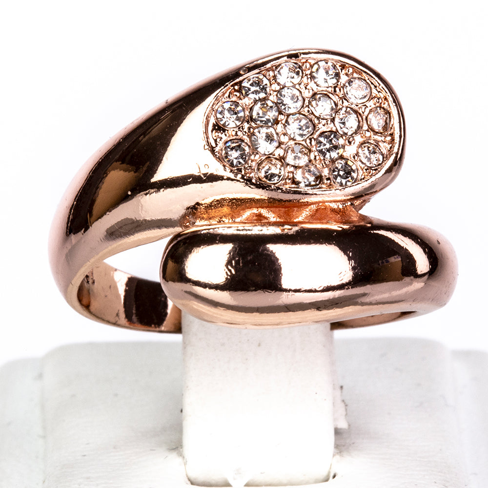 Conjunto de Aleación Bañado en Oro con Cristal Emporia® Blanco ( Collar +Pendientes +Anillo )