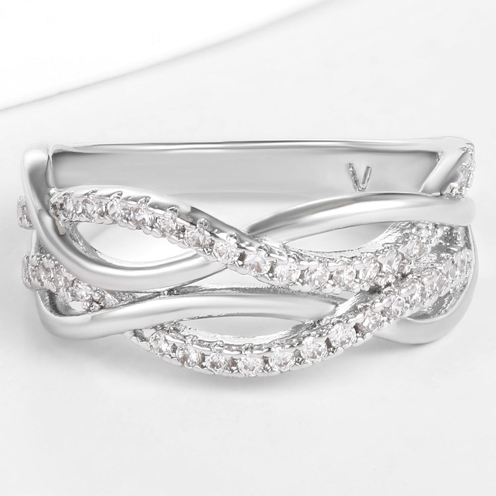 Anillo de Aleación Bañado en Oro con Cristal Emporia® Blanco