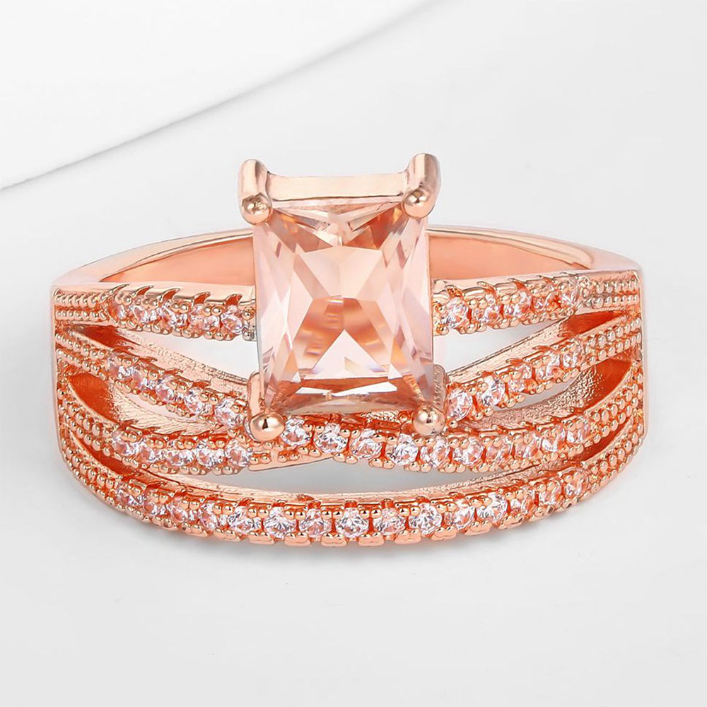 Anillo de Aleación Bañado en Oro con Cristal Emporia® Blanco