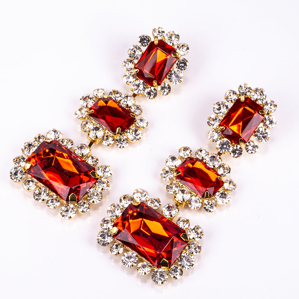 Conjunto de Aleación Bañado en Oro con Cristal Emporia® Rojo y Cristal Emporia® Blanco ( Collar +Pendientes )