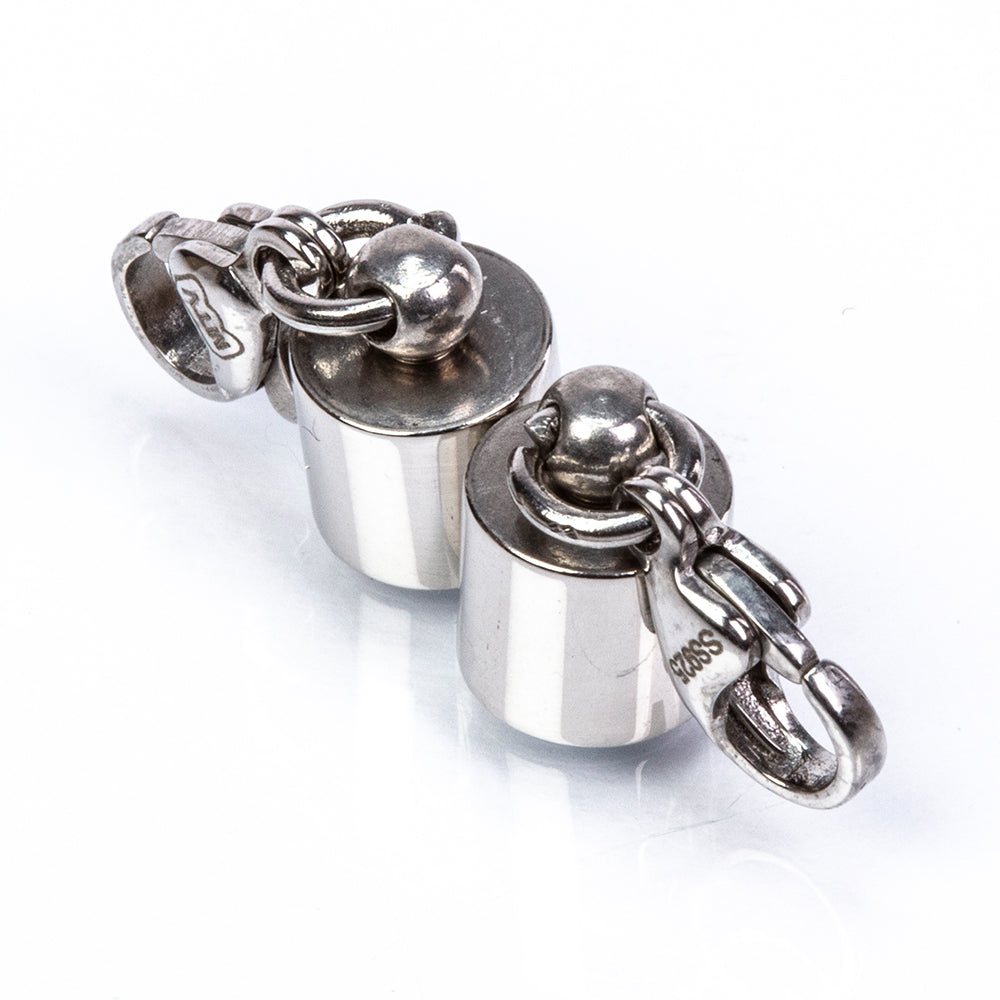 Cerradura magnética de plata esterlina