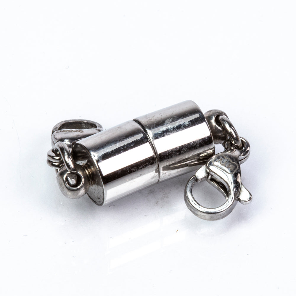 Cerradura magnética de plata esterlina