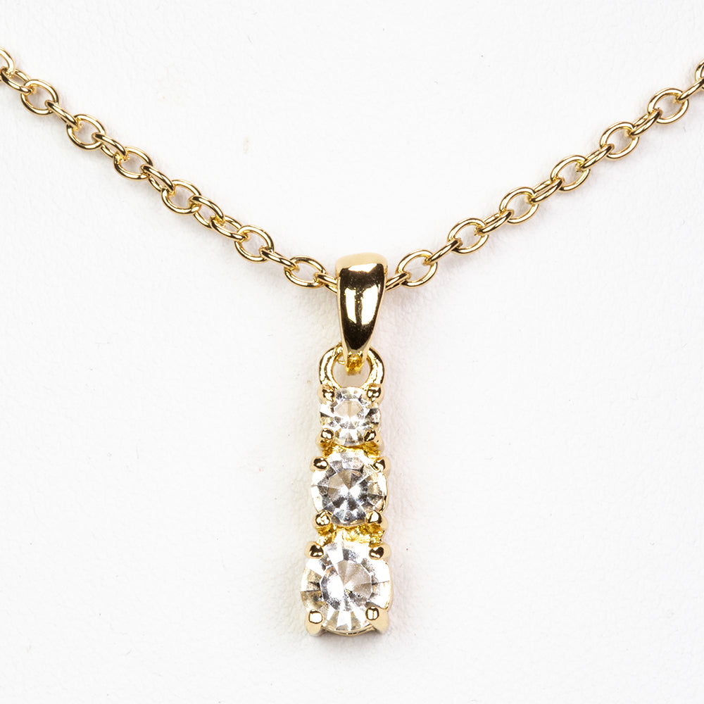 Reloj de Aleación Bañado en Oro con Esmeralda y Cristal Emporia® Blanco ( Collar +Pendientes +Colgante )