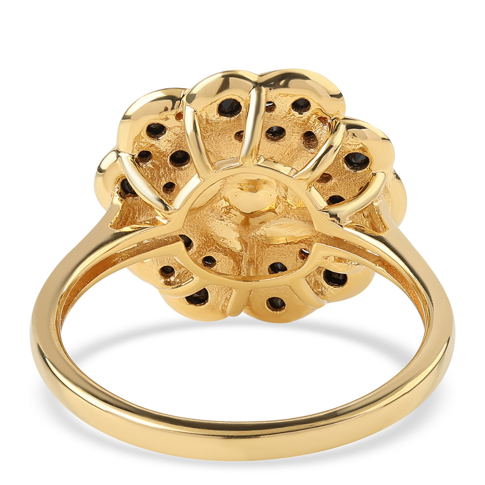 Anillo de Plata Bañada en Oro con Espinela Negra y Perla blanca de agua dulce