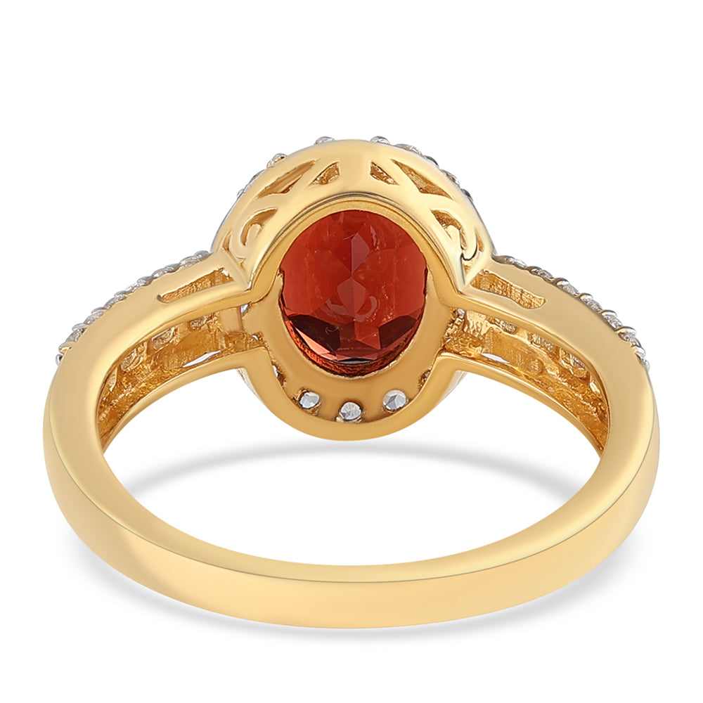 Anillo de Plata Bañada en Oro con Granate Barton y Topacio Blanco
