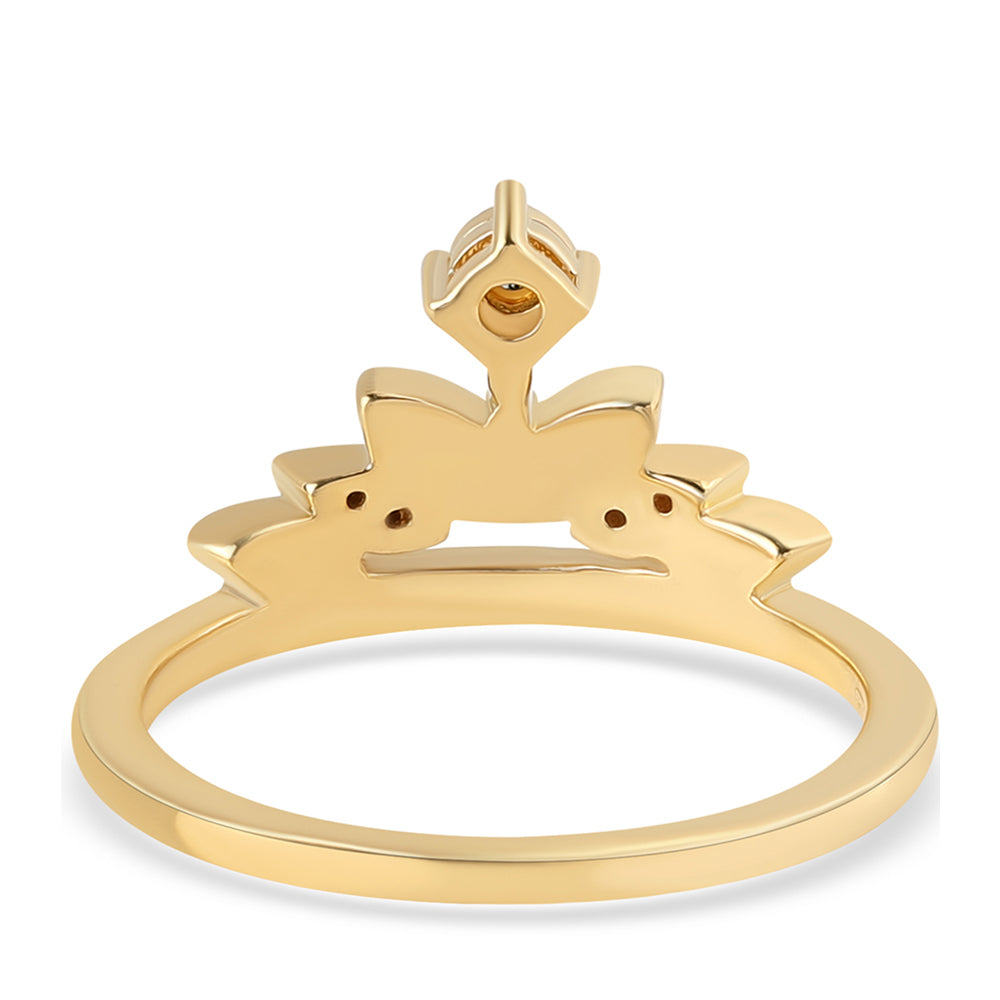 Anillo de Plata Bañada en Oro con Diamante Verde y Diamante blanco