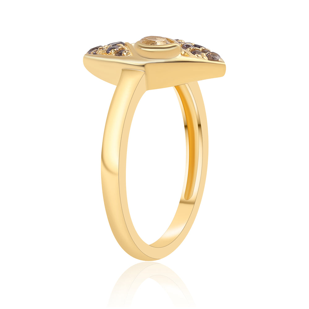 Anillo de Plata Bañada en Oro con Lolita y Topacio Blanco