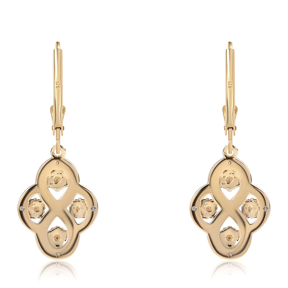 Pendientes de Plata Bañada en Oro con Diamante Azul y Diamante blanco