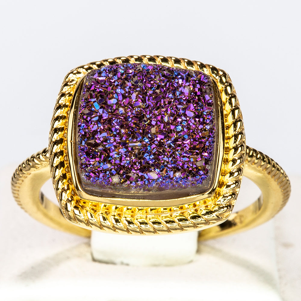 Anillo de Plata Bañada en Oro con Drusa Purpura