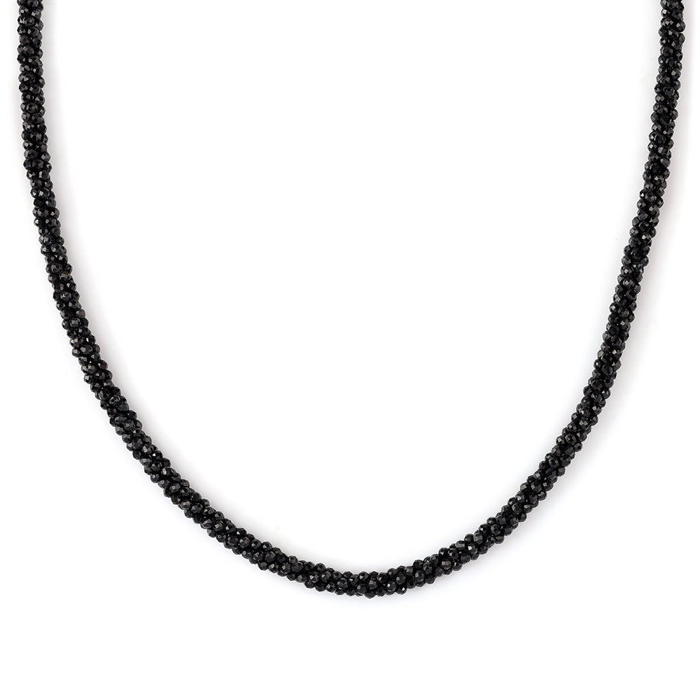 Collar de Plata Bañada en Oro con Espinela Negra