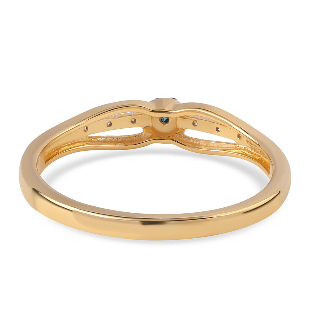 Anillo de Plata Bañada en Oro con Diamante Azul y Diamante blanco