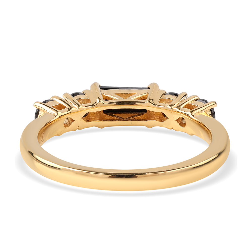 Anillo de Plata Bañada en Oro con Espinela Negra