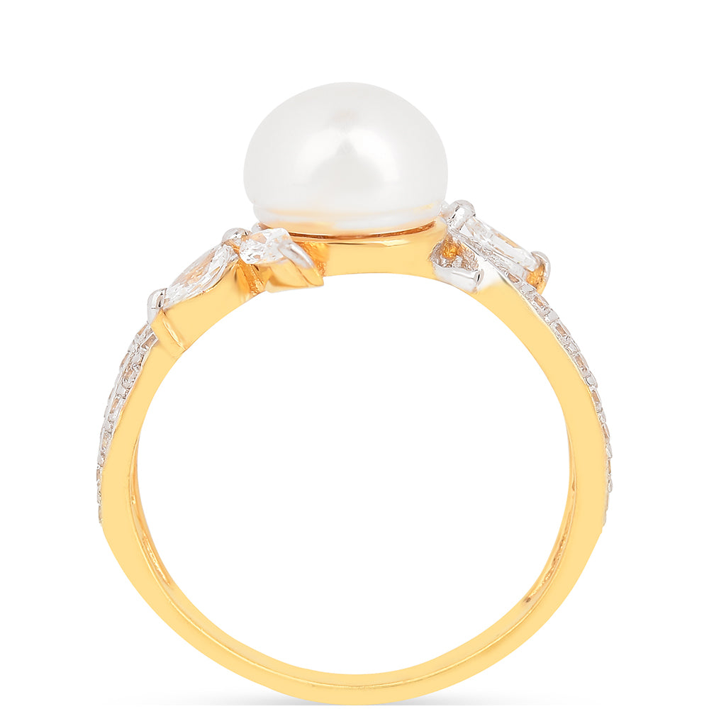 Anillo de Plata Bañada en Oro con Perla de Agua Dulce Crema y Zircón Blanco