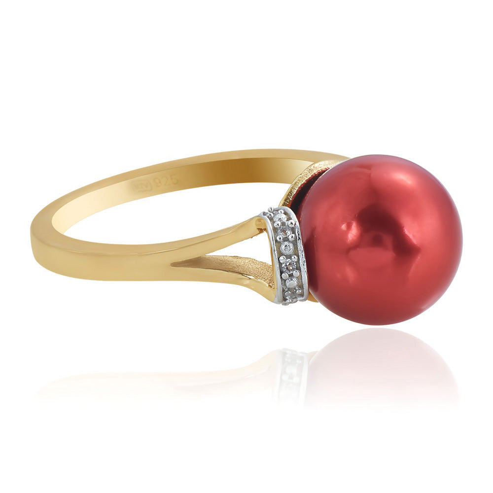 Anillo de Plata Bañada en Oro con Perla roja de río y Topacio Blanco