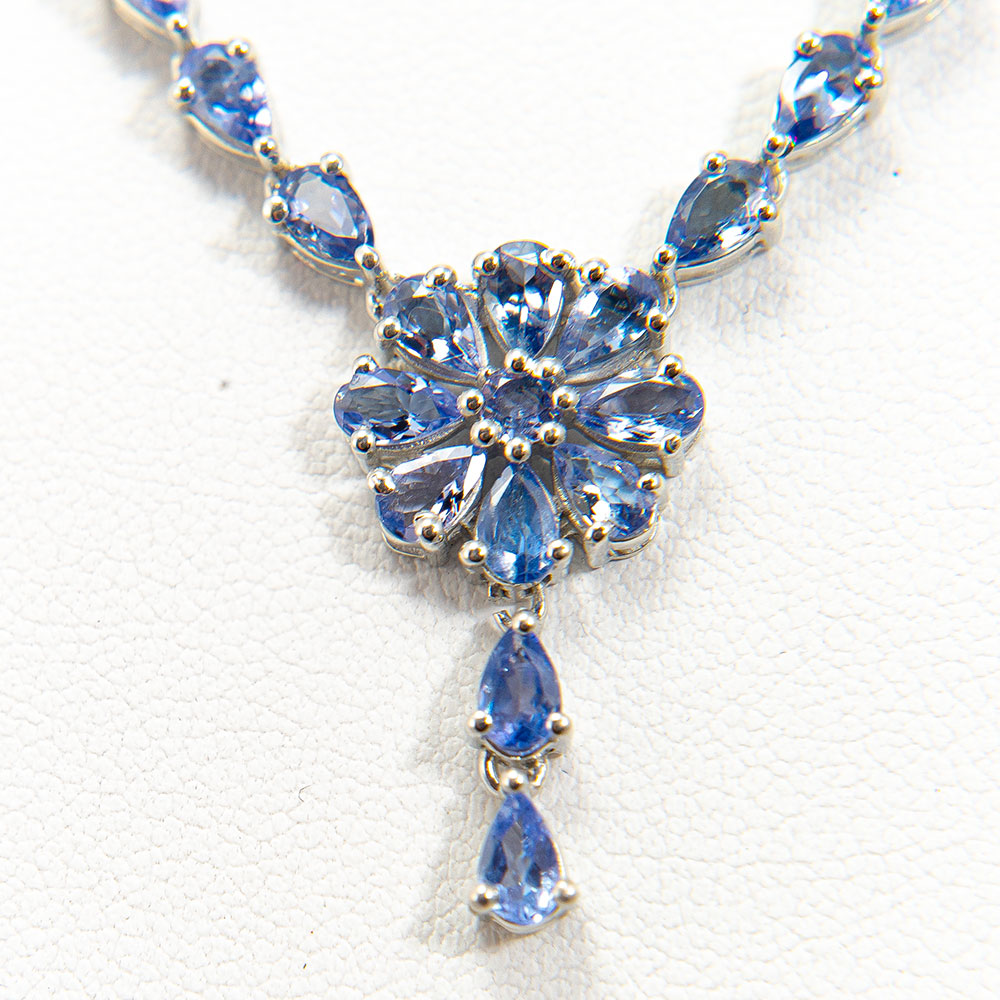 Collar de Plata con Tanzanita AAA