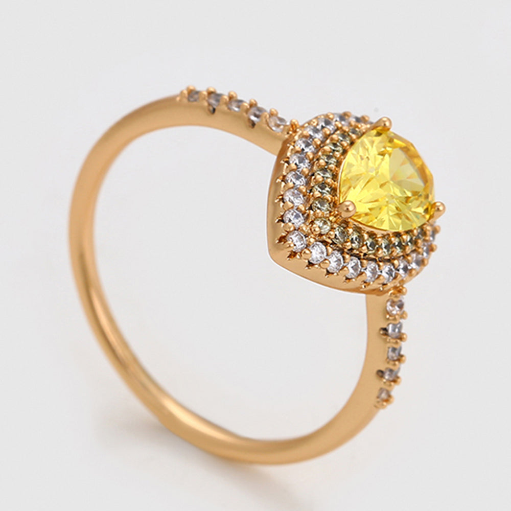 Anillo de Aleación Bañado en Oro con Cristal Emporia® Amarillo y Cristal Emporia® Blanco