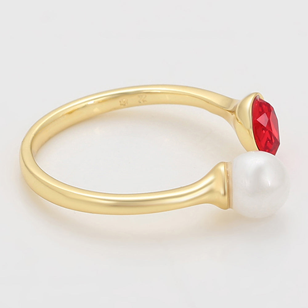 Anillo de Aleación Bañado en Oro con Perla de cristal y Cristal Emporia® Rojo