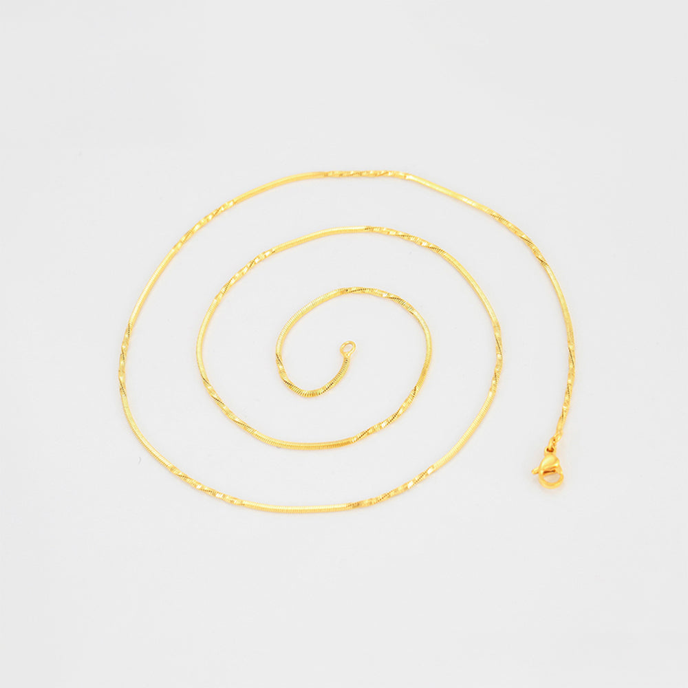 Collar de Aleación Bañado en Oro