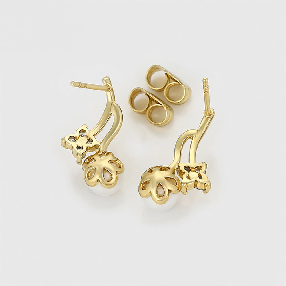 Pendientes de Aleación Bañado en Oro con Perla de cristal y Cristal Emporia® Blanco