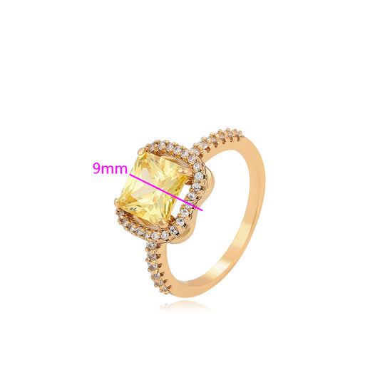 Anillo de Aleación Bañado en Oro con Cristal Emporia® Amarillo y Cristal Emporia® Blanco