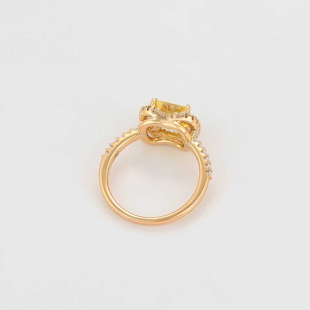 Anillo de Aleación Bañado en Oro con Cristal Emporia® Amarillo y Cristal Emporia® Blanco