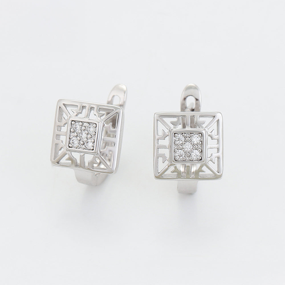 Conjunto de Aleación Bañado en Oro con Cristal Emporia® Blanco ( Pendientes +Anillo )