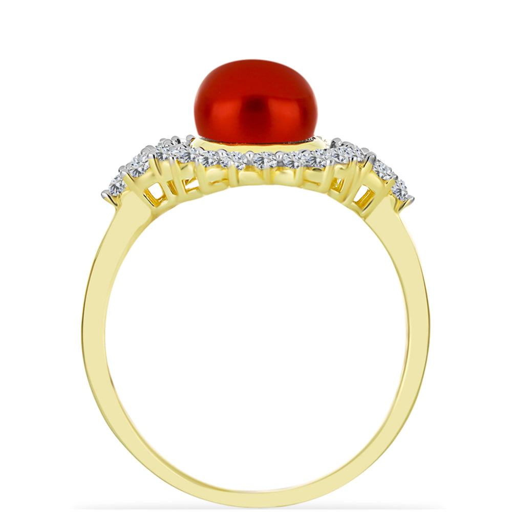 Anillo de Plata Bañada en Oro con Perla roja de río y Topacio Blanco