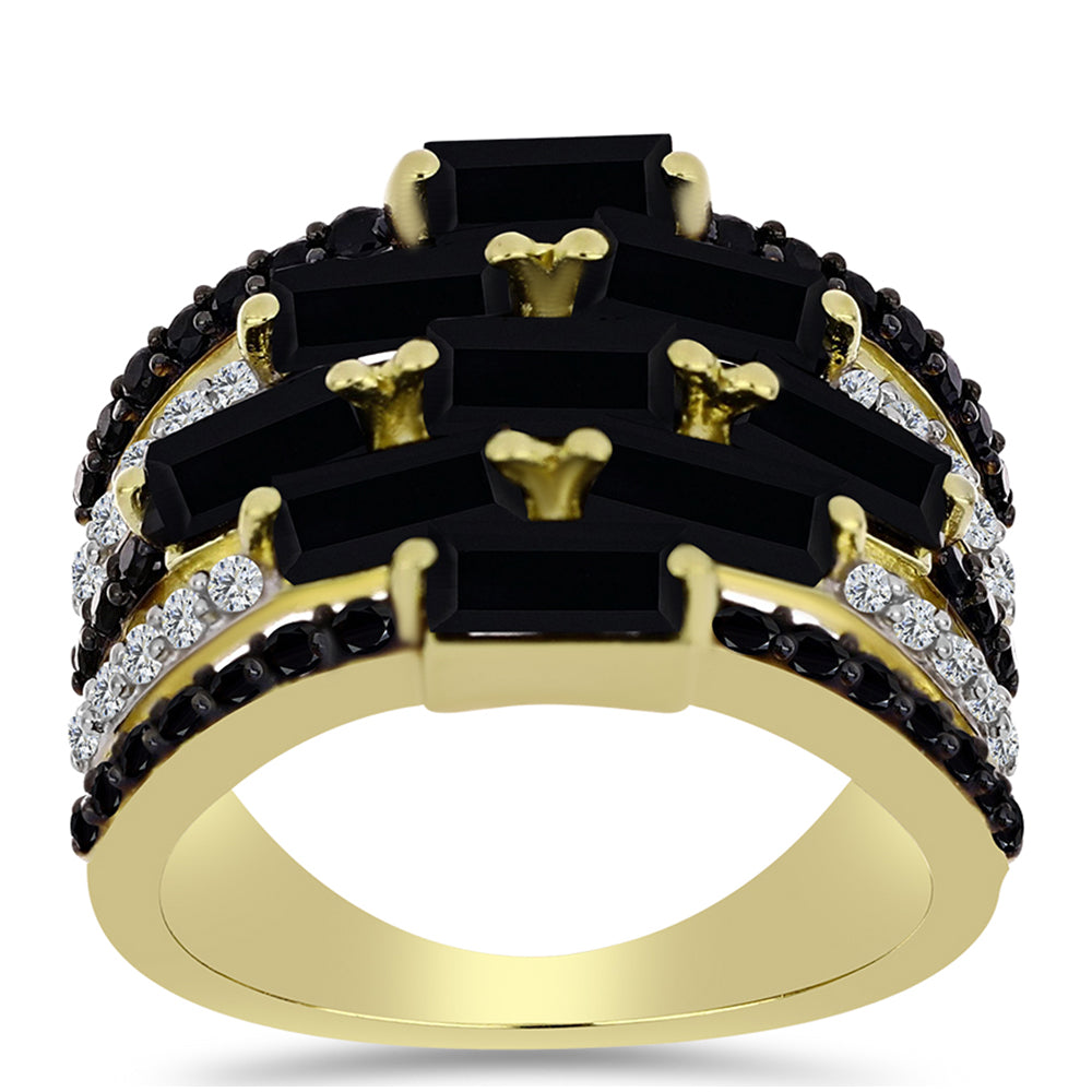 Anillo de Plata Bañada en Oro con Espinela Negra y Topacio Blanco