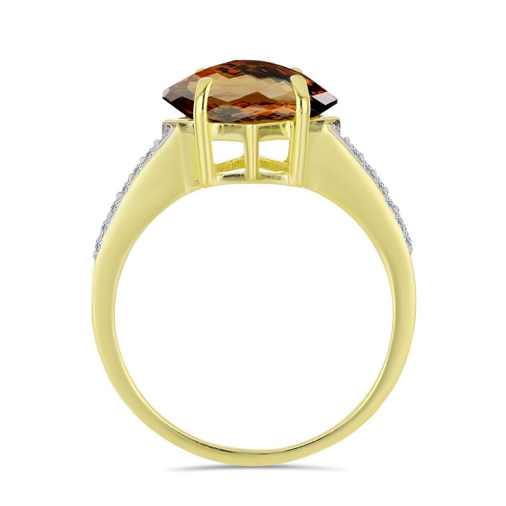 Anillo de Plata Bañada en Oro con Cuarzo Coñac y Topacio Blanco