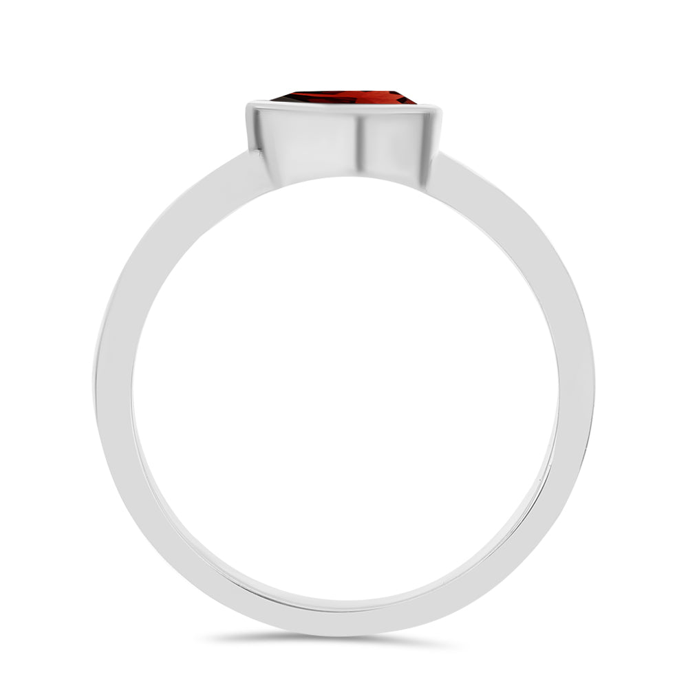 Anillo de Plata con Granate Barton