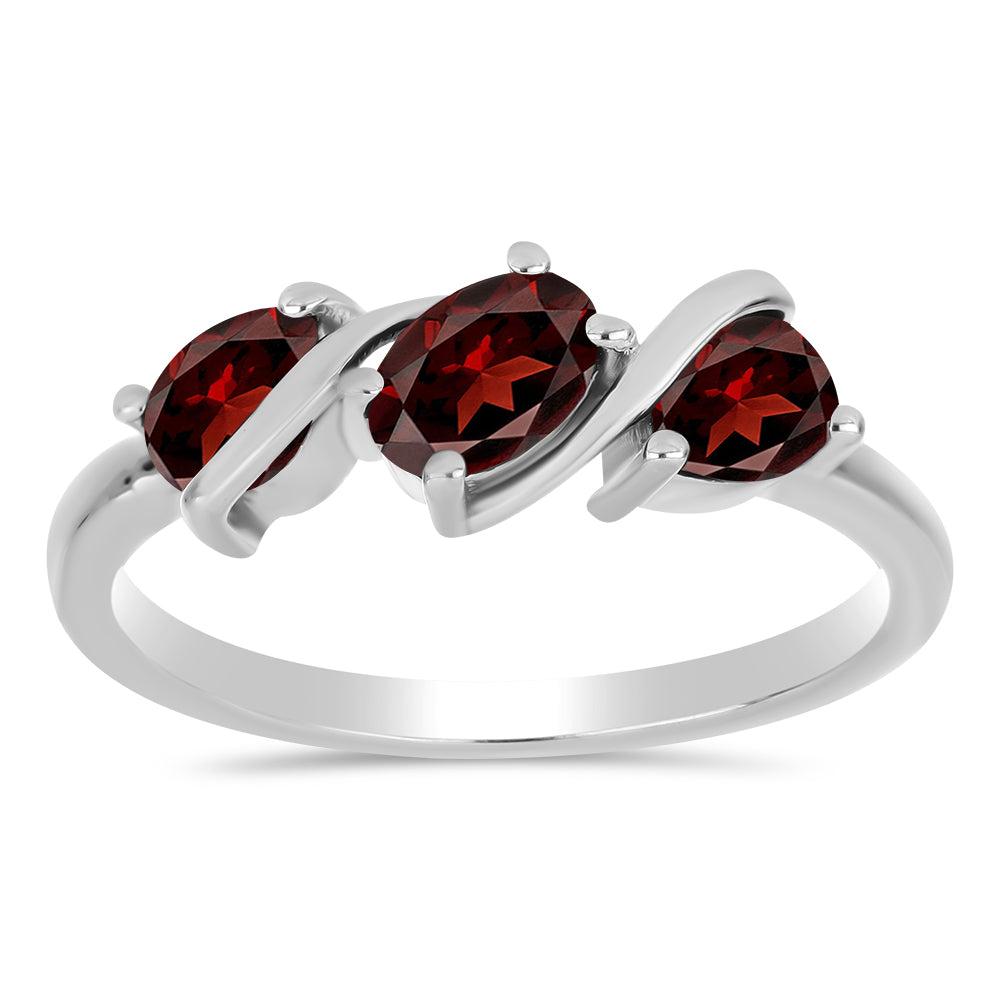 Anillo de Plata con Granate Barton