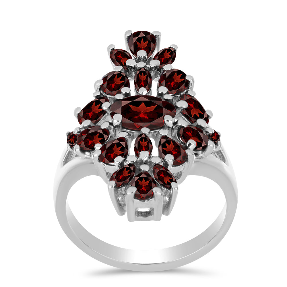 Anillo de Plata con Granate Barton