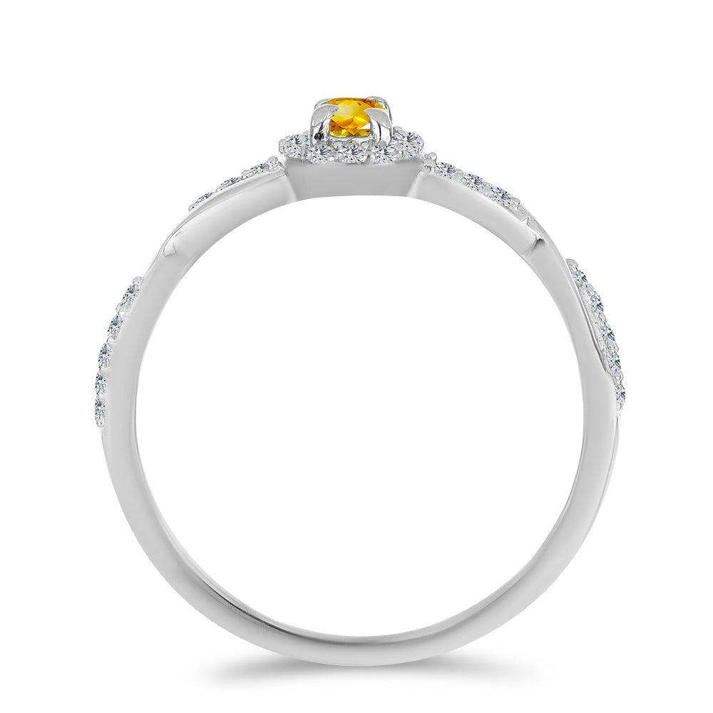 Anillo de Plata con Citrino de los Montes Urales y Topacio Blanco