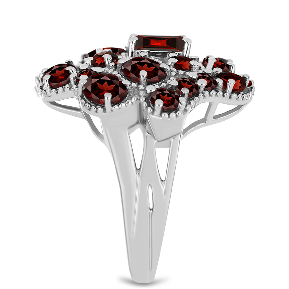 Anillo de Plata con Granate Barton