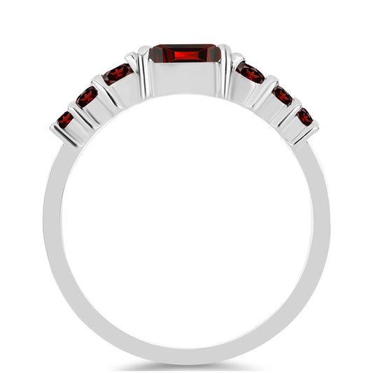 Anillo de Plata con Granate Barton