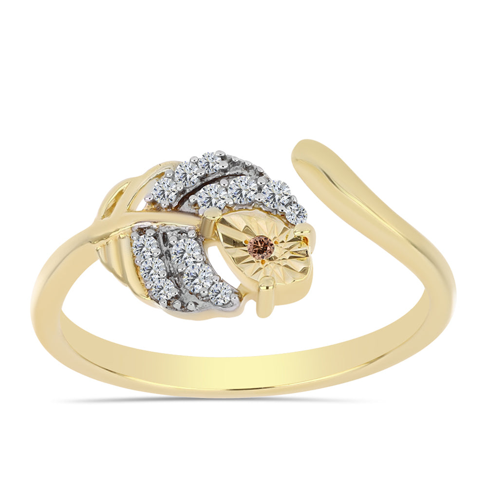 Anillo de Plata Bañada en Oro con Diamante Cognac y Topacio Blanco