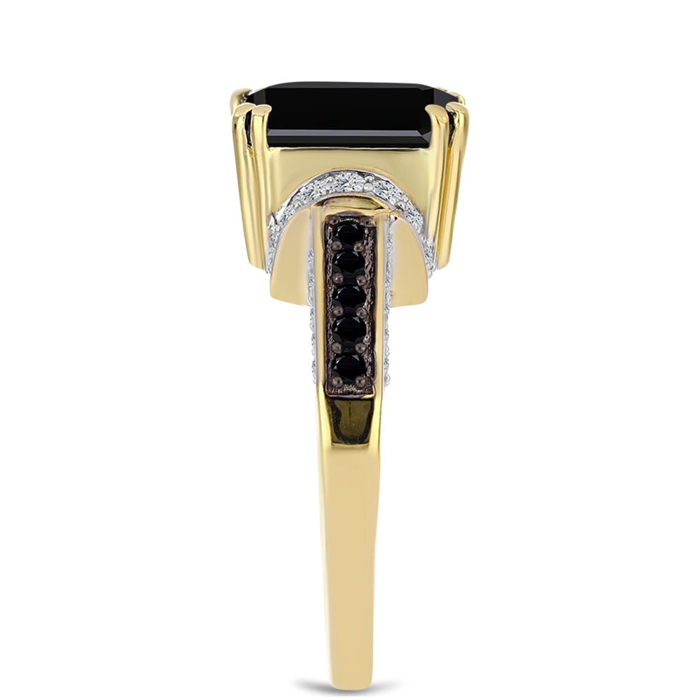 Anillo de Plata Bañada en Oro con Ónix Negro