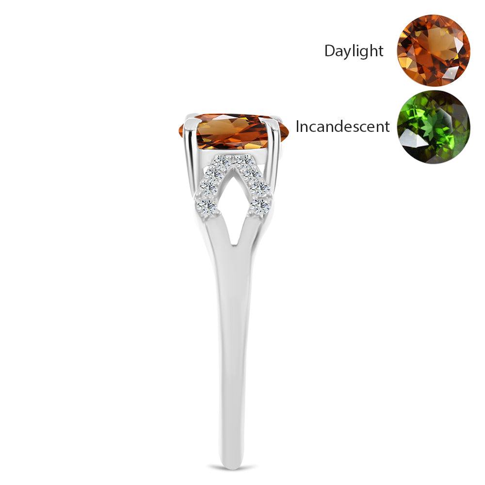 Anillo de Plata con Zultanita de Anatolia certificado y cultivado en laboratorio y Topacio Blanco