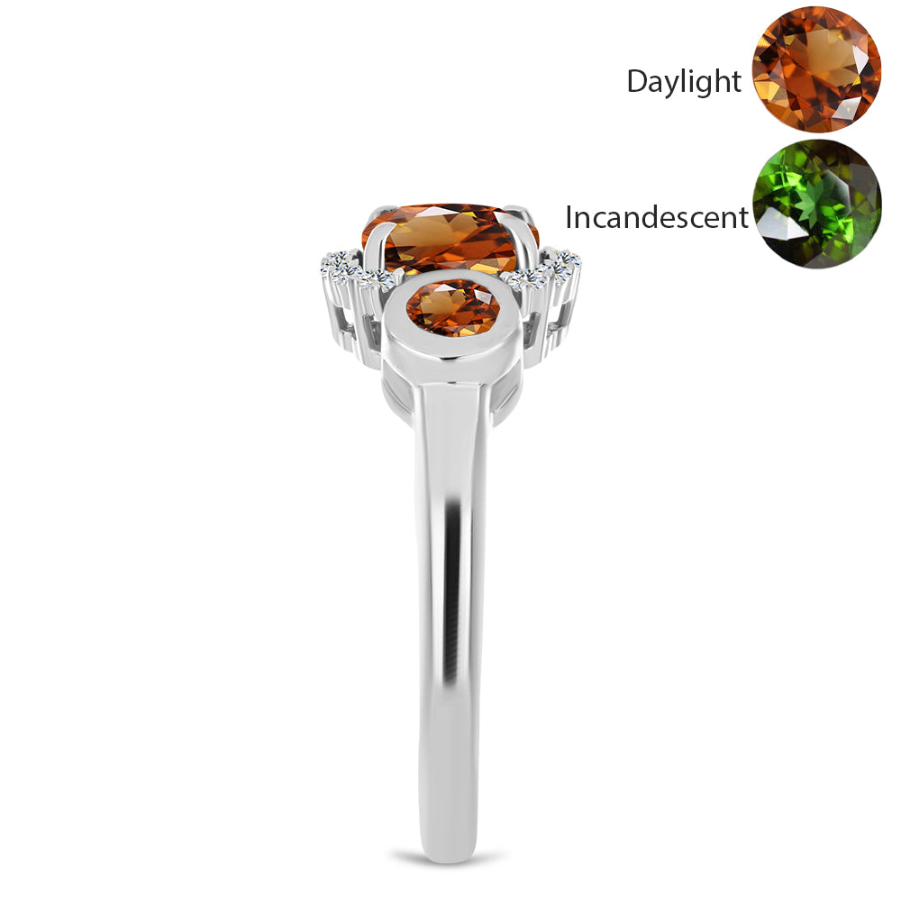 Anillo de Plata con Zultanita de Anatolia certificado y cultivado en laboratorio y Topacio Blanco