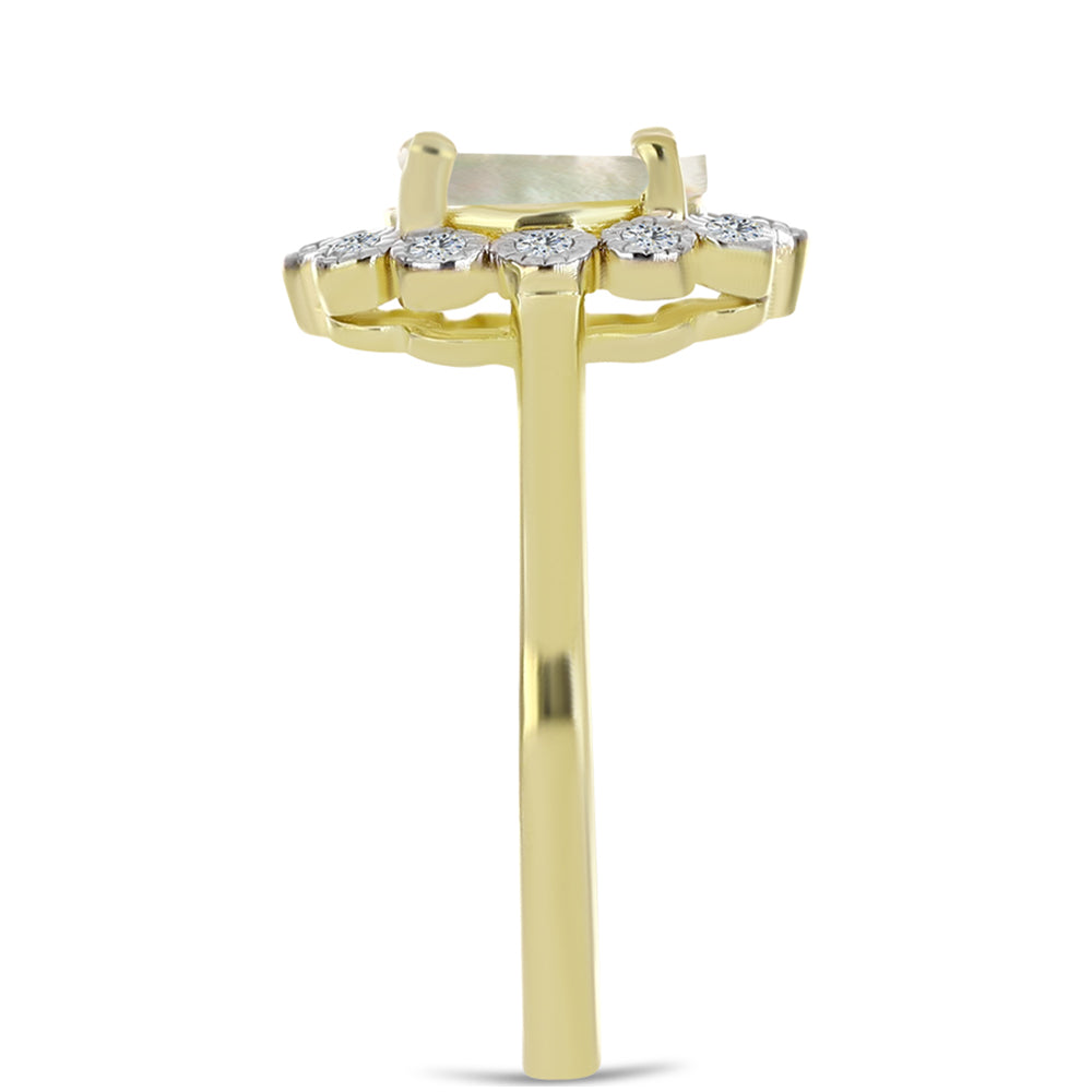 Anillo de Plata Bañada en Oro con Madreperla y Topacio Blanco