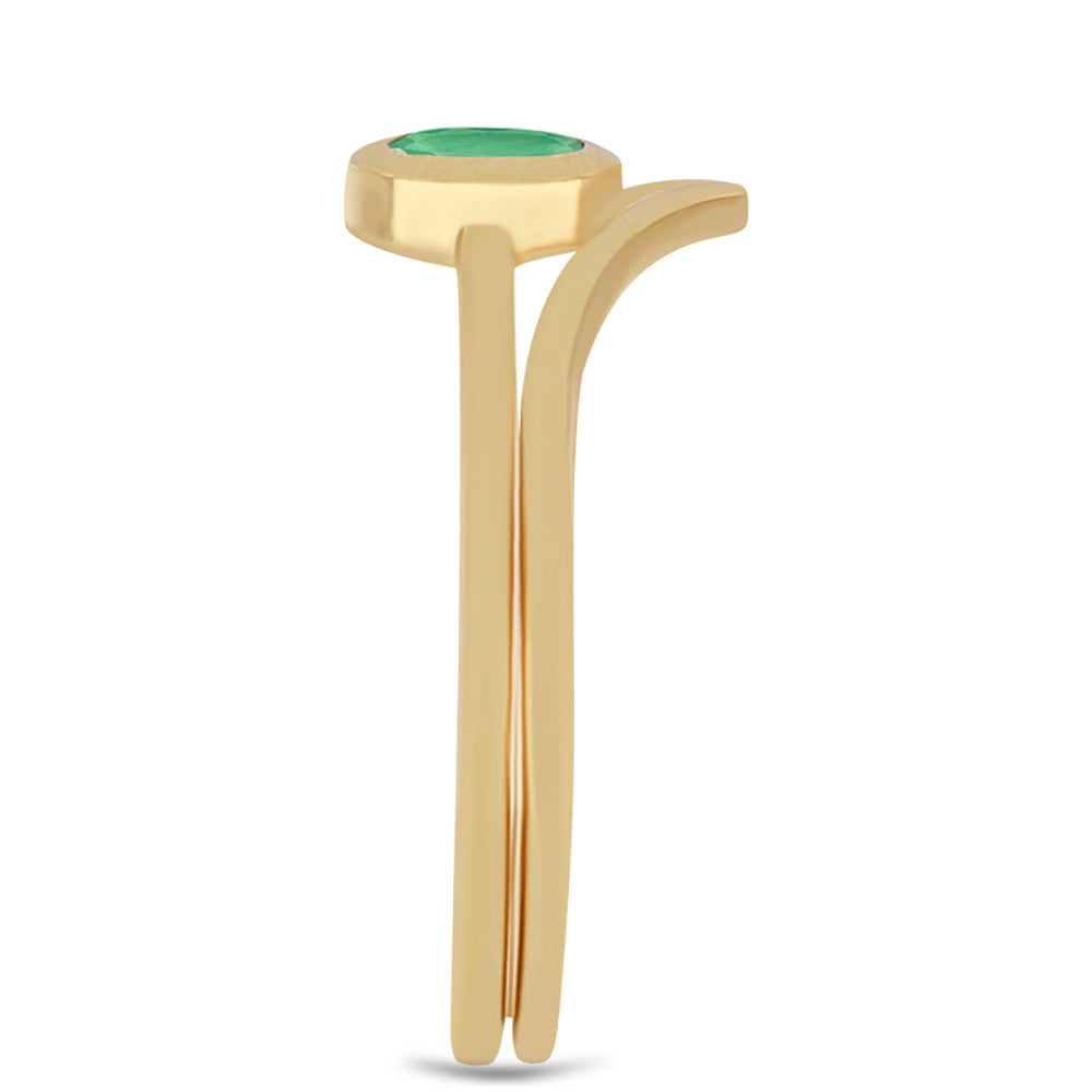 Anillo de Plata Bañada en Oro con Esmeralda de Brasil