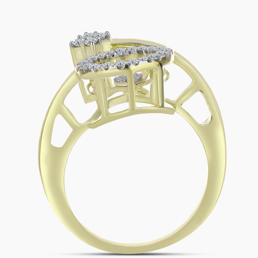 Anillo de Plata Bañada en Oro con Diamante blanco y Topacio Blanco