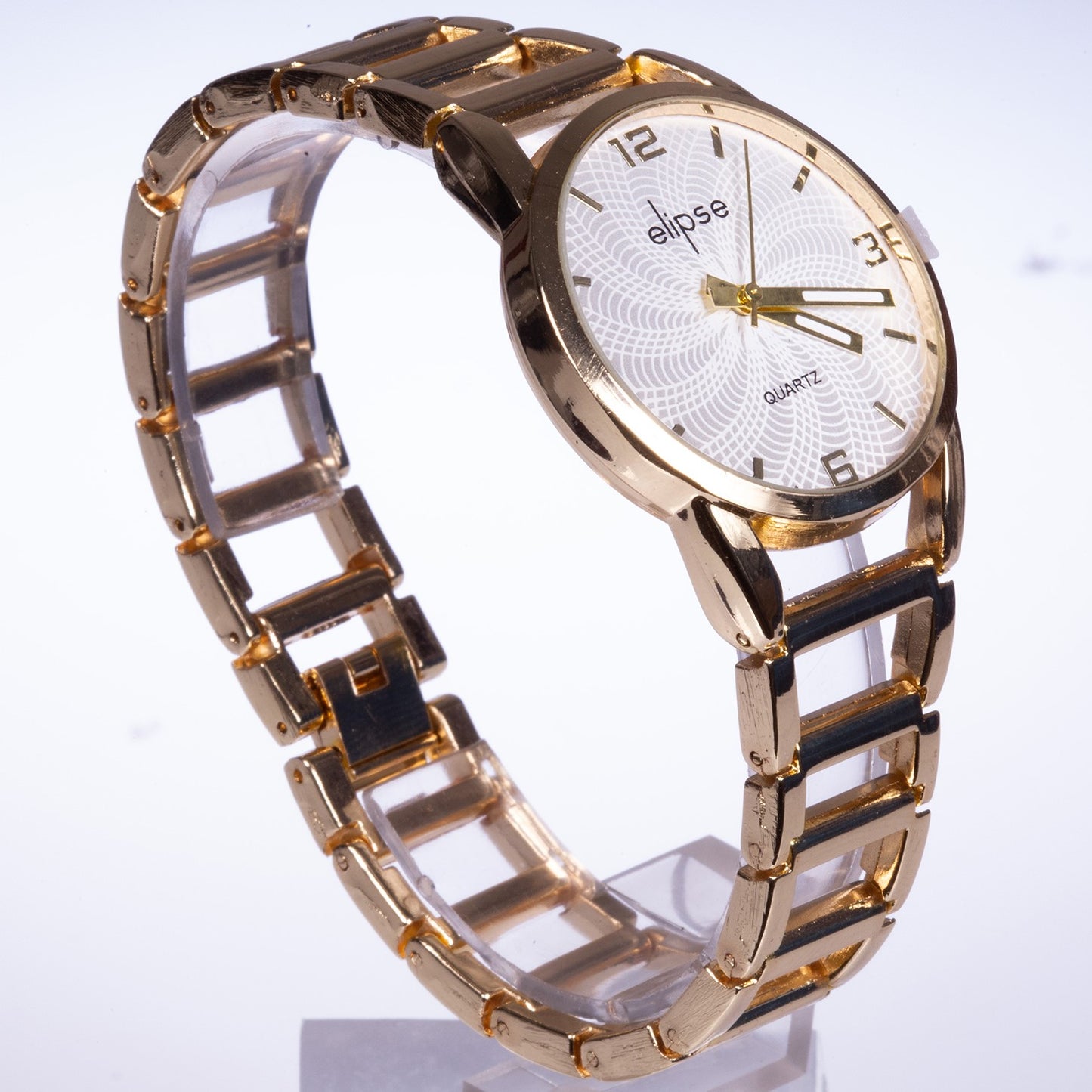 Reloj de moda para mujer con banda de acero, color dorado