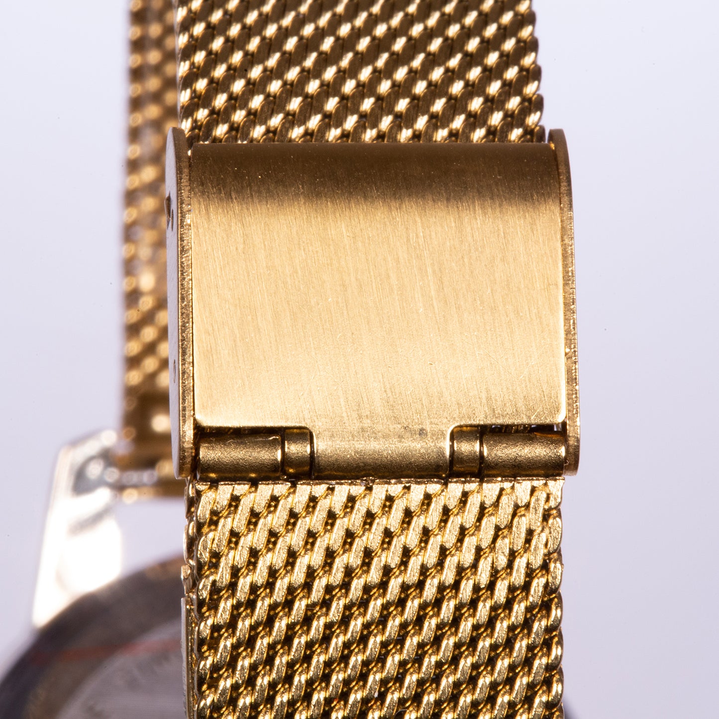 Reloj de moda para mujer con banda de acero, color dorado