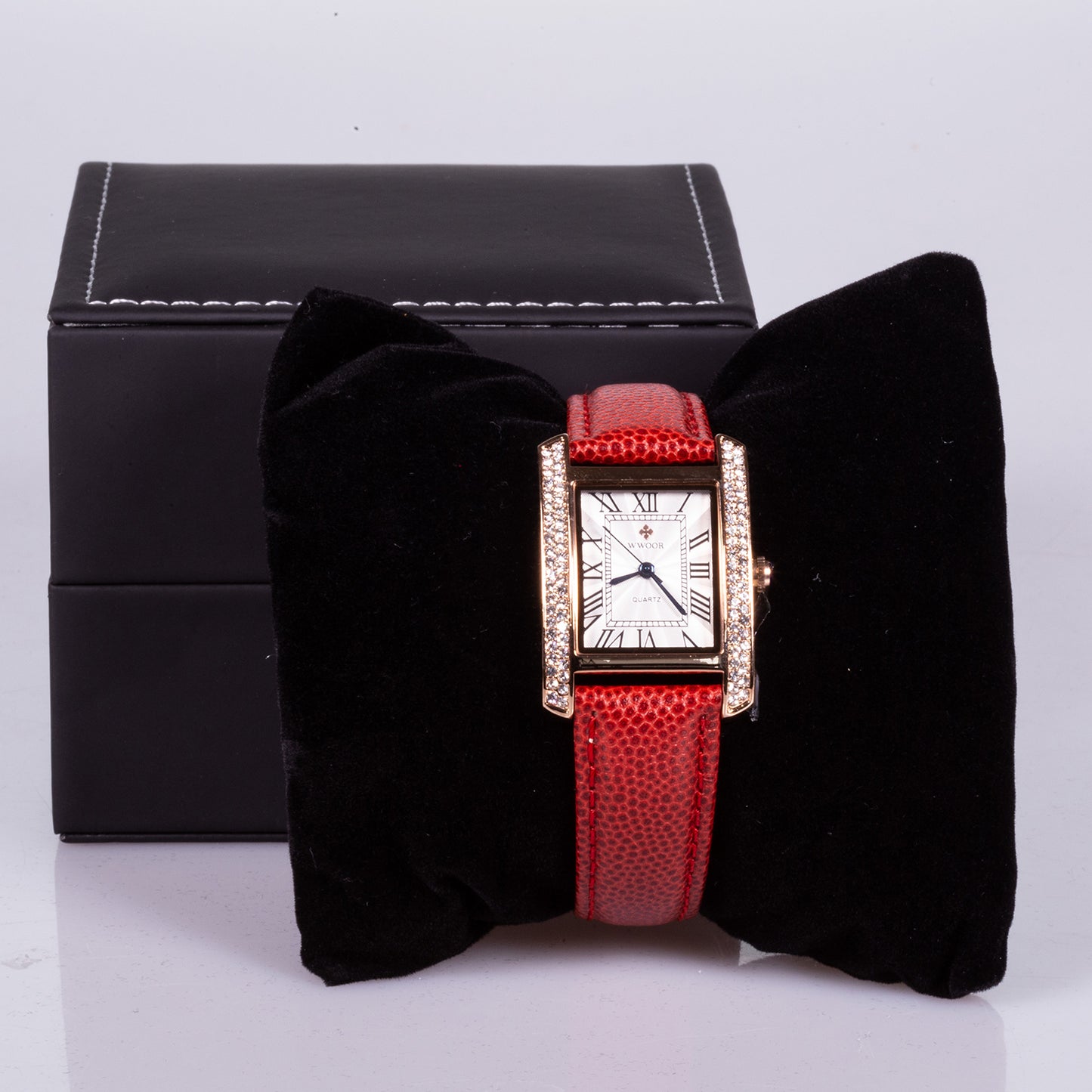 Reloj de moda para mujer con correa de cuero y circón (natural)