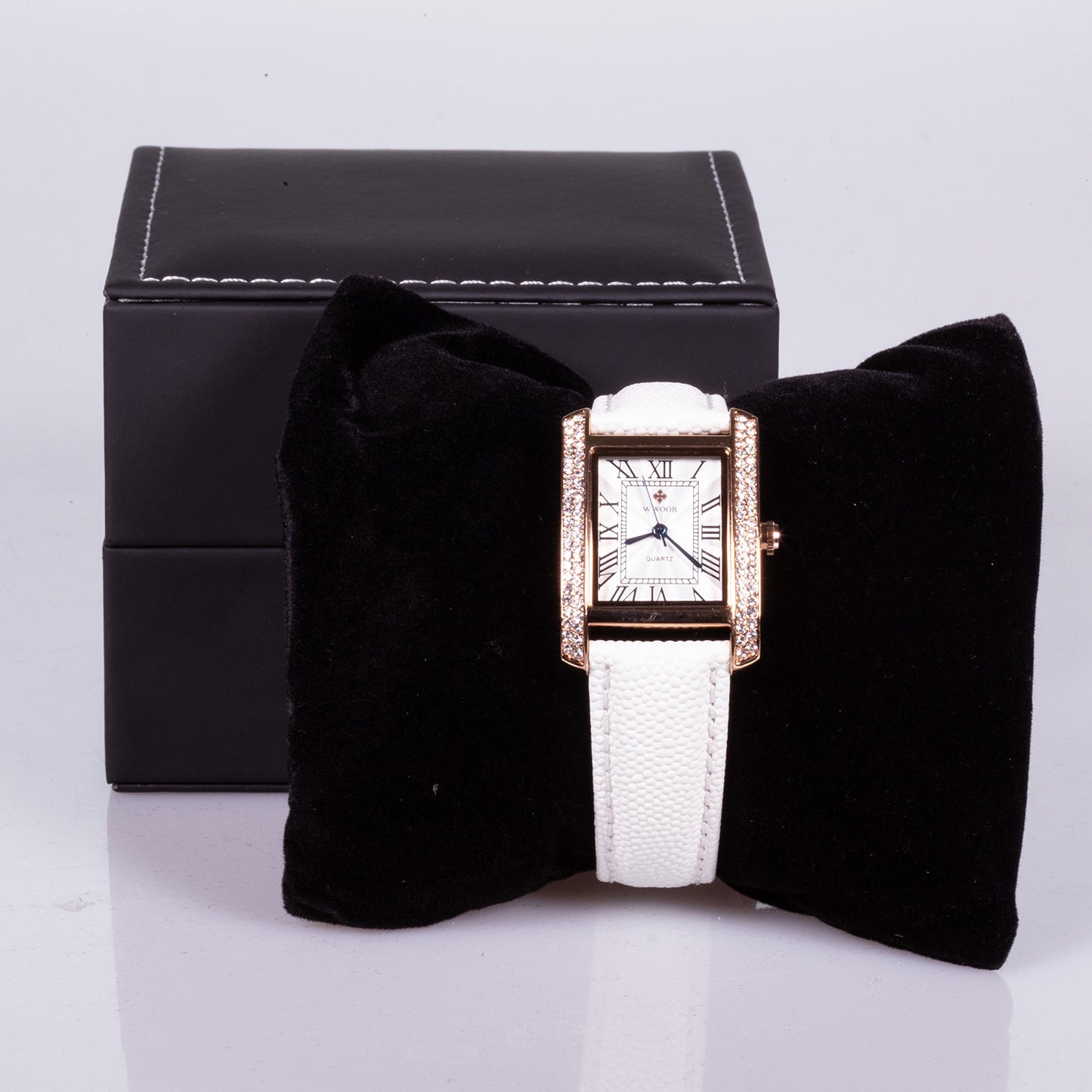 Reloj de moda para mujer con correa de cuero y circón (natural)